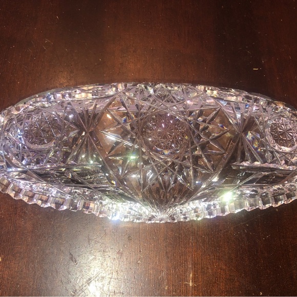 Lead Glass Crystal Dish. Nice Design. Like New - Picture 3 of 5